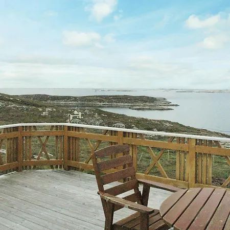 Three-bedroom In Dyrvik Casa vacanze Tuvnes